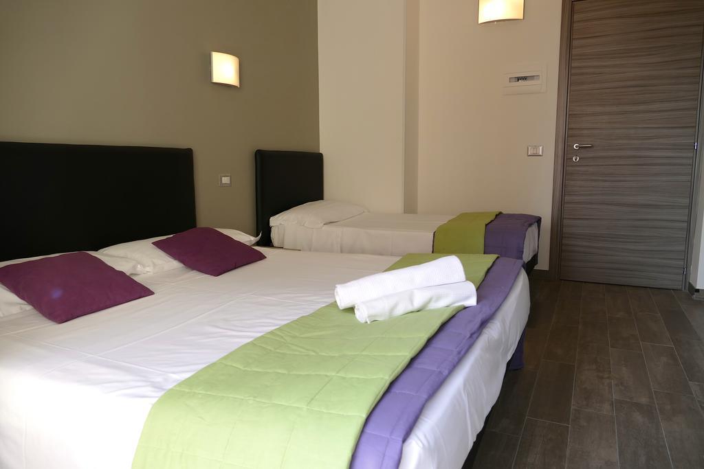 Hotel Désirée San Benedetto del Tronto Esterno foto