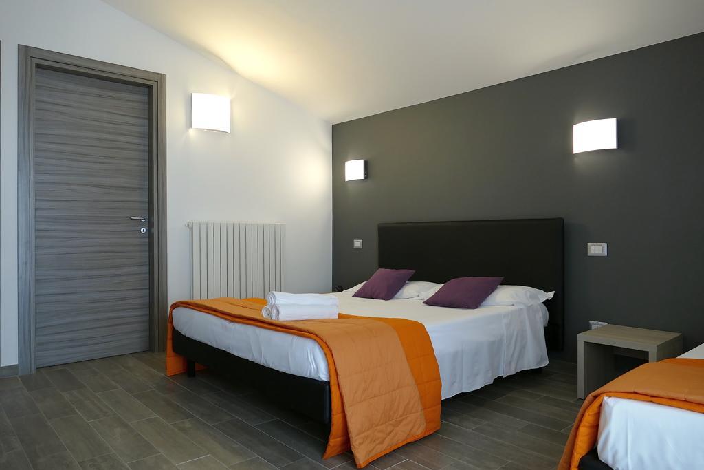 Hotel Désirée San Benedetto del Tronto Esterno foto